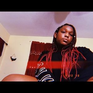 Meet your Posher, Dionna